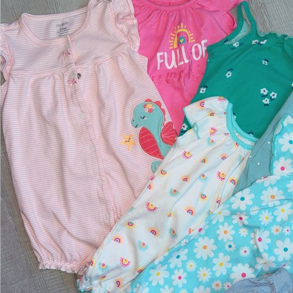 Colorful Baby Rompers Set - Picture 2 of 6